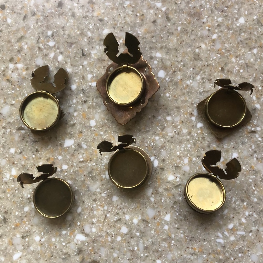 Collection of 12 Vintage Decorative Accent Gold Tone Metal Button Covers - Picture 11 of 13